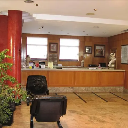 Hotel Helmantico Villares de la Reina