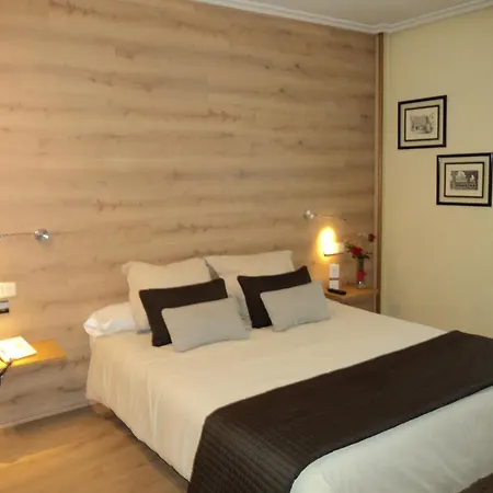 Helmantico 3* Villares de la Reina