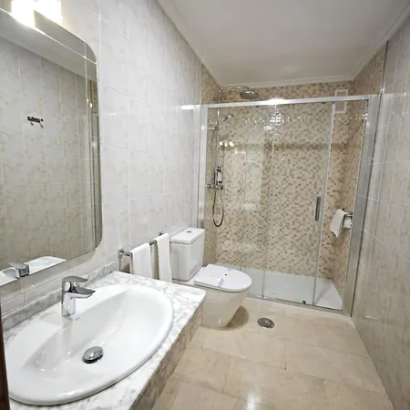 Helmántico Villares de la Reina
