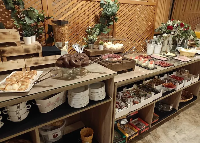 헬만티코 호텔 Villares de la Reina