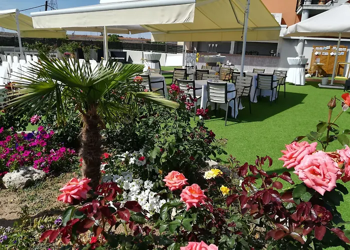 Hotel Helmantico Villares de la Reina